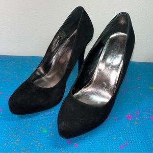 Cathy Jean Pump Heels Build-in Platform Black suede women’s size 9 leather